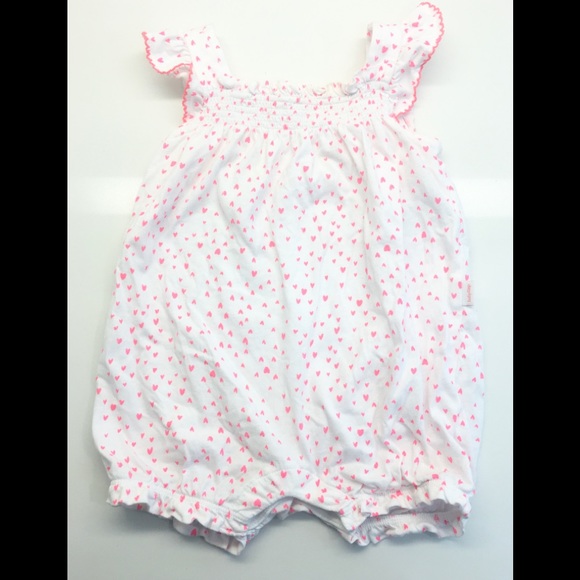 GAP Other - Baby Gap Pink and White Heart Romper💕